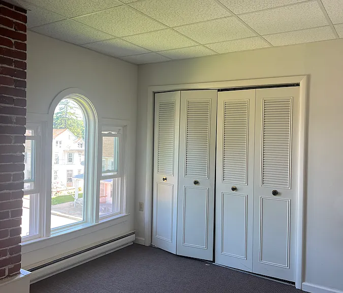503 N Railroad St #D — Photo 4
