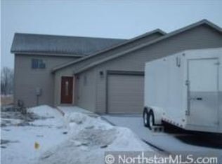 925 Wolf Ridge Ln, Waterville, MN 56096