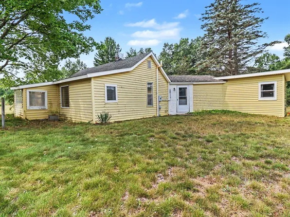 10553 N Us Highway 31, Free Soil, MI 49411