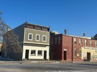 107 W 1st St, Belvidere, IL 61008