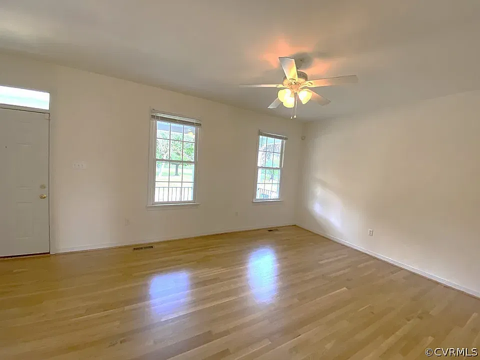 1705 Idlewood Ave — Photo 2