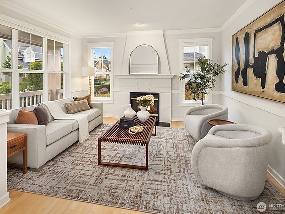 3rd image of 1429 NE Katsura Street