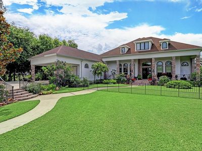 59 Captains Cir, Morgan's Point, TX, 77571