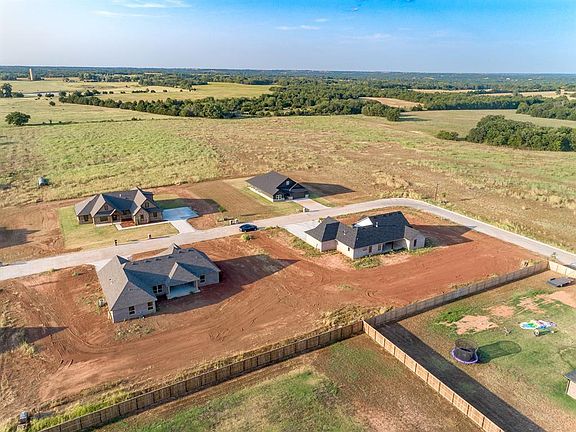 4th image of 6011 E Bison Ln