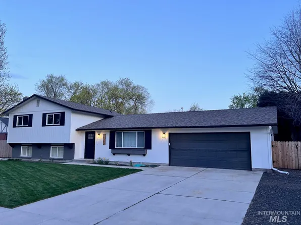 10363 W Shadybrook Dr, Boise, ID 83704