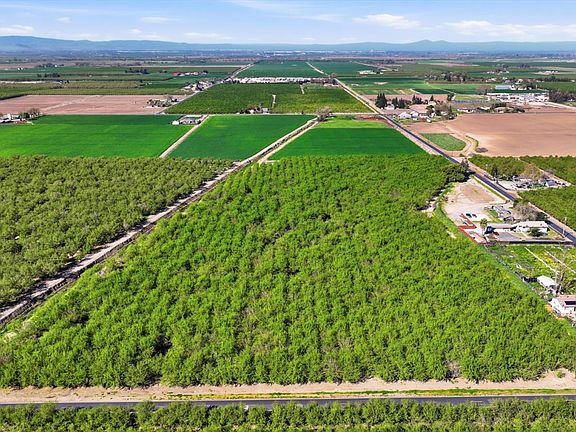 3rd image of 23131 Tinnin Rd