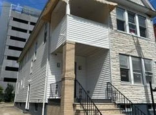 31 Division St, New Brunswick, NJ 08901