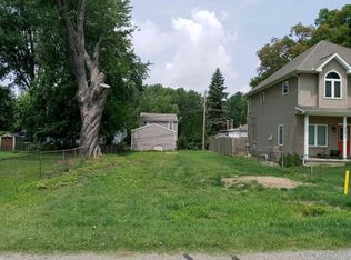 3132 Kenrick St, Keego Harbor, MI 48320