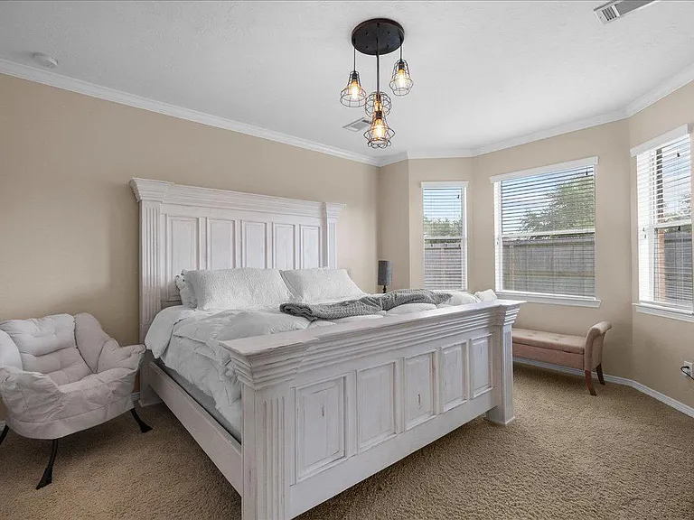 2875 Torano Cir — Photo 15