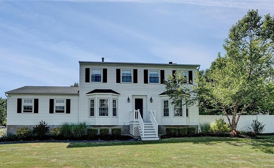 1st image of 221 Butter Hill Dr