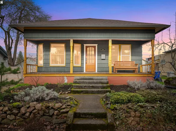 8033 N Syracuse St, Portland, OR 97203