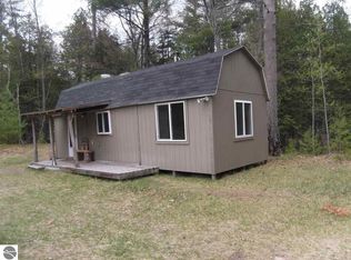 7801 Curtisville Rd, Hale, MI 48739