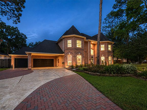 5th image of 923 Chinquapin Pl