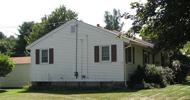 2nd image of 7 Hugo Ln