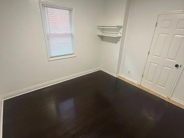 2435 Diamond Ave — Photo 20