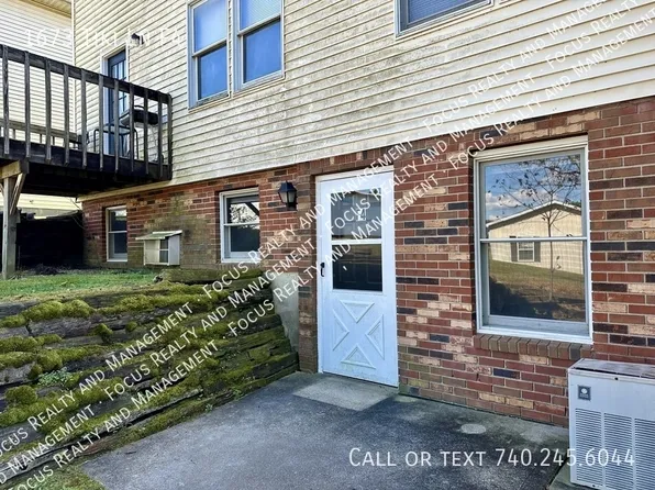 1673 Tiki Ln, Lancaster, OH