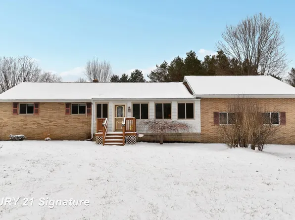 10190 Lavern Ct, Clio, MI 48420