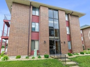15732 Terrace Dr UNIT R01, Oak Forest, IL 60452