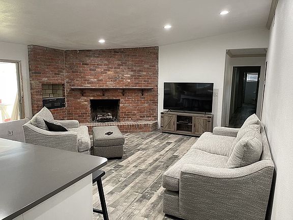 2nd image of 630 Brock Dr