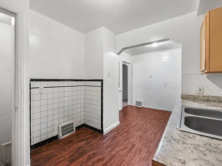 9227 Prest St — Photo 7