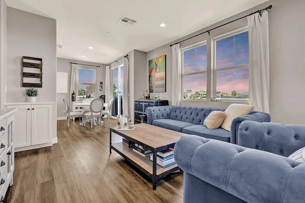 2 bed, 2.5 bath, $5,825 — Photo 2