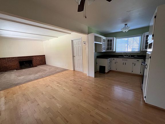 5th image of 2646 Sumac Ave