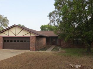 2506 Arlington Blvd, Ada, OK 74820
