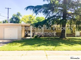 2402 Brentwood Rd, Sacramento, CA 95825
