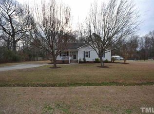 504 Rockvale Ct, Benson, NC 27504