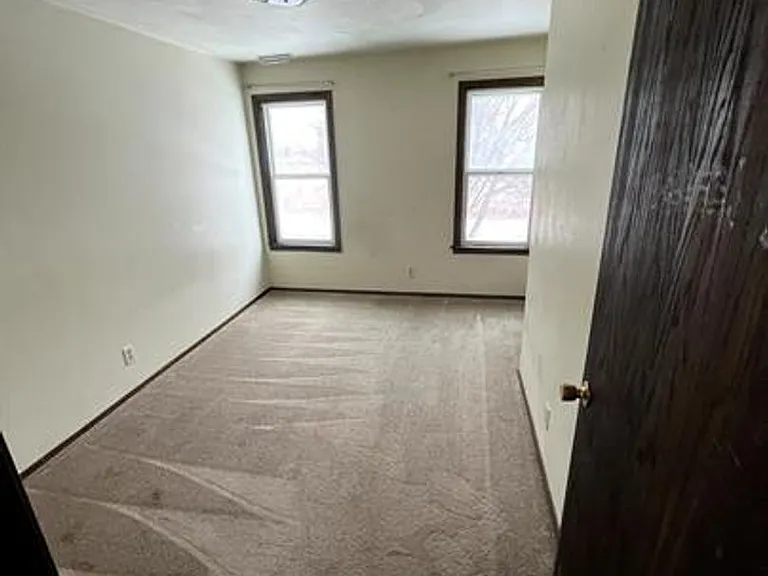 403 Water St #1/2 — Photo 2