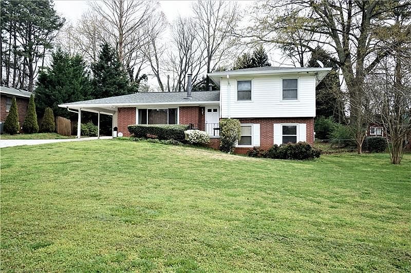 1st image of 3809 Chatham Dr