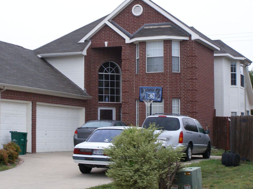 1st image of 4418 Spanish Oak Cir