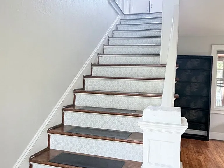 8 Salem Ave — Photo 9