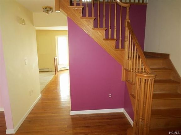 3rd image of 42 Wilderness Dr