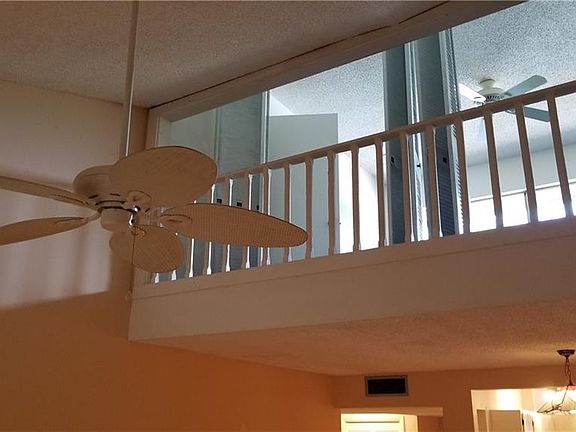 5th image of 2066 Sunset Point Rd APT 92