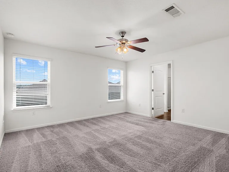 725 Widgeon Way — Photo 8