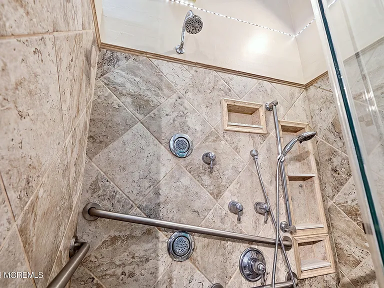 470 Monmouth Pl — Photo 37