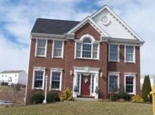 1004 Mayfair Dr, Canonsburg, PA