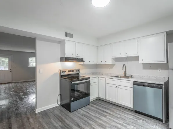 2404 Briggs Avenue, 2404 Briggs Ave #B, Chattanooga, TN 37415