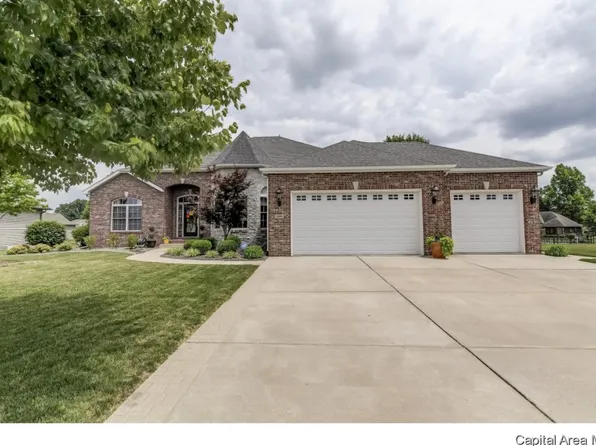 1150 Fountain Park Dr, Sherman, IL 62684