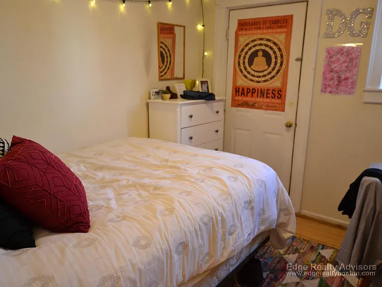 318 Saint Paul St #5 — Photo 5