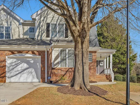7634 Astoria Pl, Raleigh, NC 27612