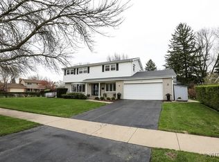 1581 Habberton Ave, Park Ridge, IL 60068