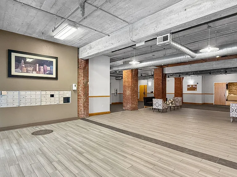 Emery Lofts — Photo 49