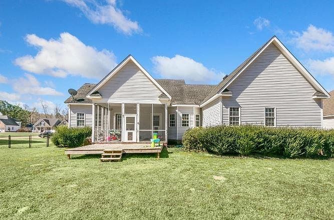 1st image of 4901 Shepherds Way Dr