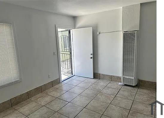 5106 Bancroft Ave #2 — Photo 5