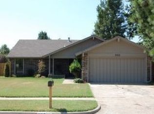 3312 Rambling Oaks Dr, Norman, OK 73072