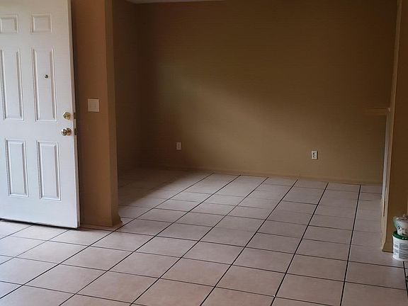 Family room and dinning room area.