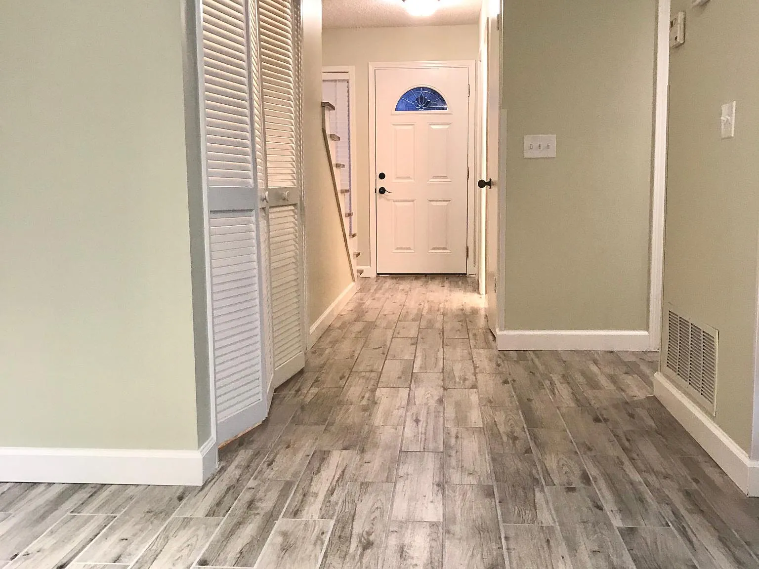 8067 Village Gate Ct — Photo 4