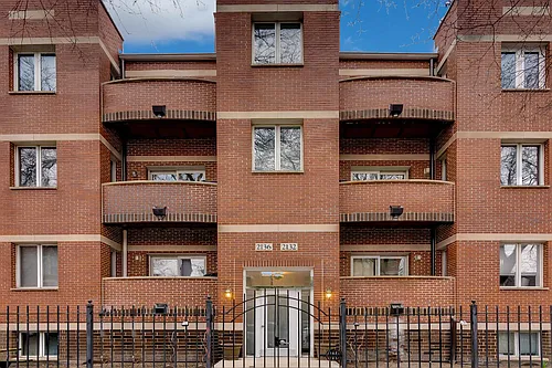 2132 W Evergreen Ave #1C Photo 1